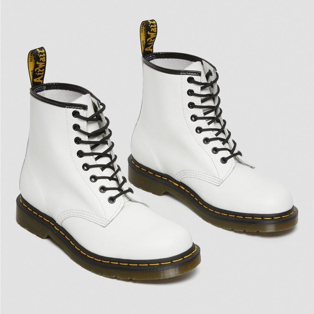 Dr Martens 1460 Smooth Leather Lace Up Boots